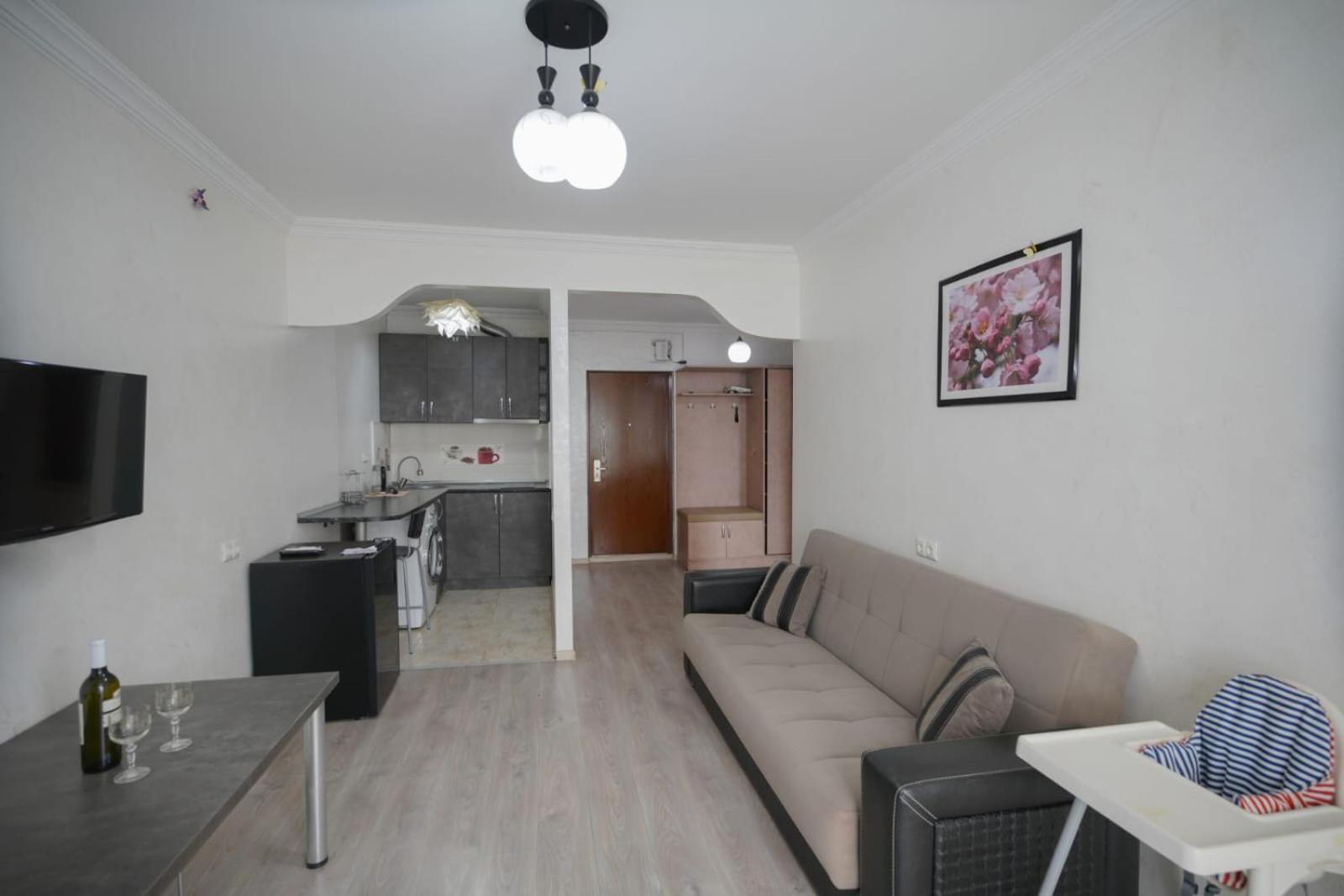 Apartment Orbi Dado Batumi Bagian luar foto