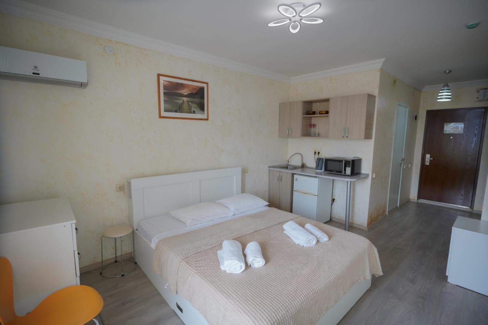 Apartment Orbi Dado Batumi Bagian luar foto