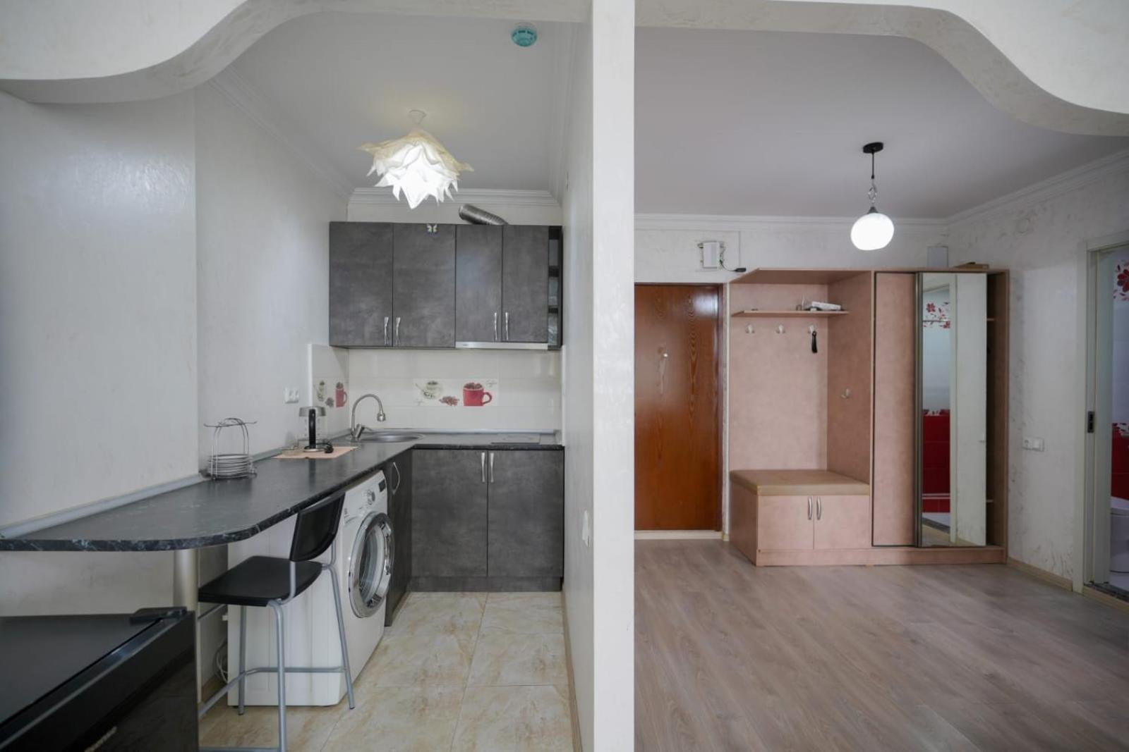 Apartment Orbi Dado Batumi Bagian luar foto