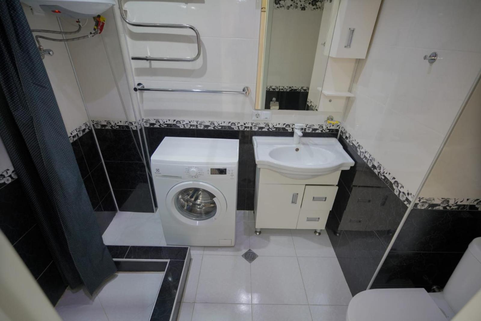 Apartment Orbi Dado Batumi Bagian luar foto