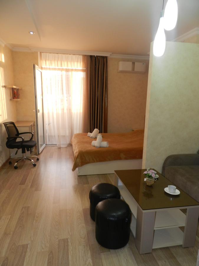 Apartment Orbi Dado Batumi Bagian luar foto