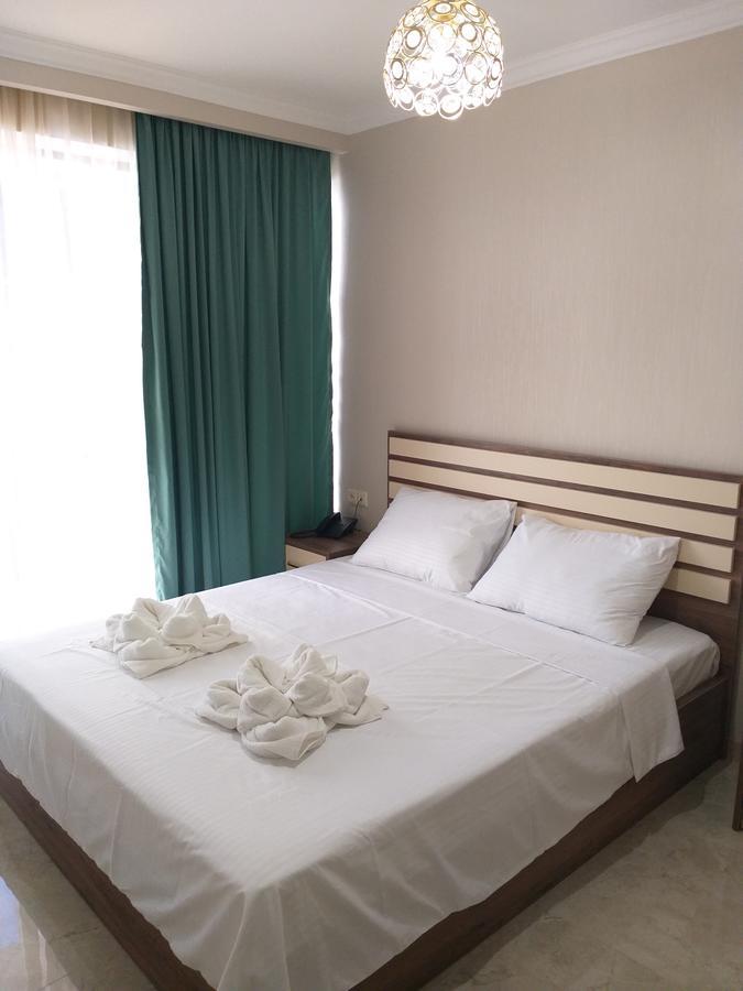 Apartment Orbi Dado Batumi Bagian luar foto