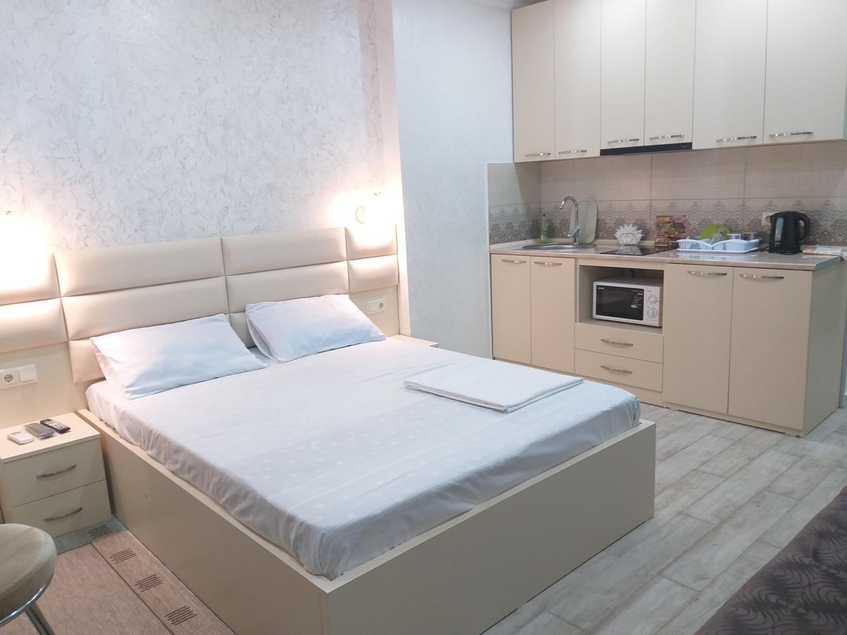 Apartment Orbi Dado Batumi Bagian luar foto
